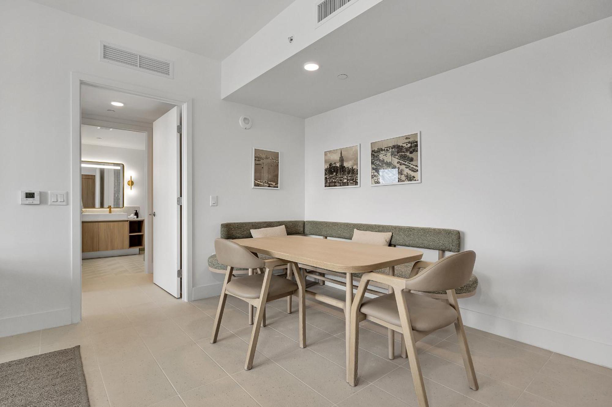 Two Bedroom With Luxurious Amenities Across From Kaseya Center- Daily Fee And Parking Not Included * Miami