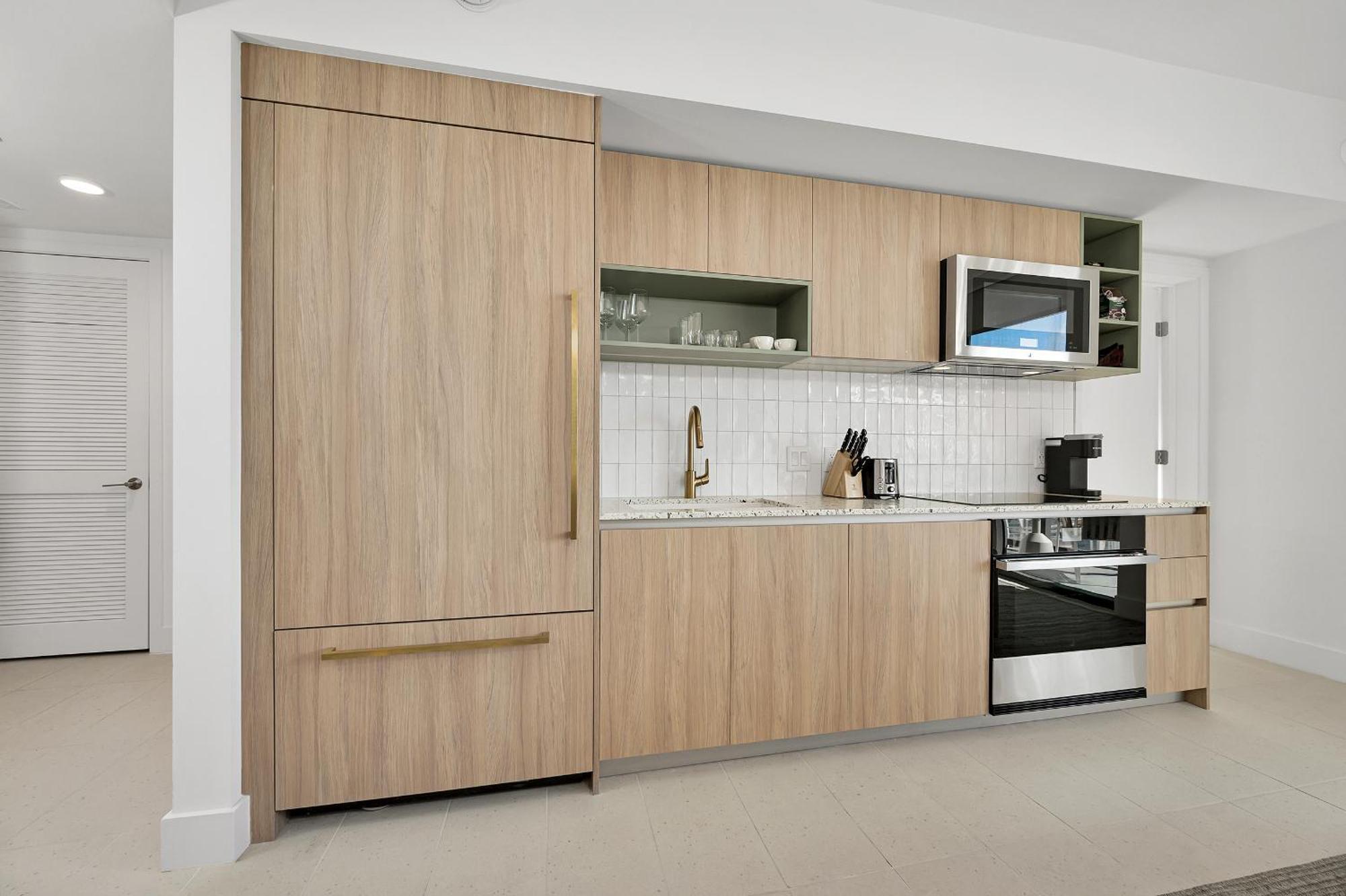 Two Bedroom With Luxurious Amenities Across From Kaseya Center- Daily Fee And Parking Not Included * Miami