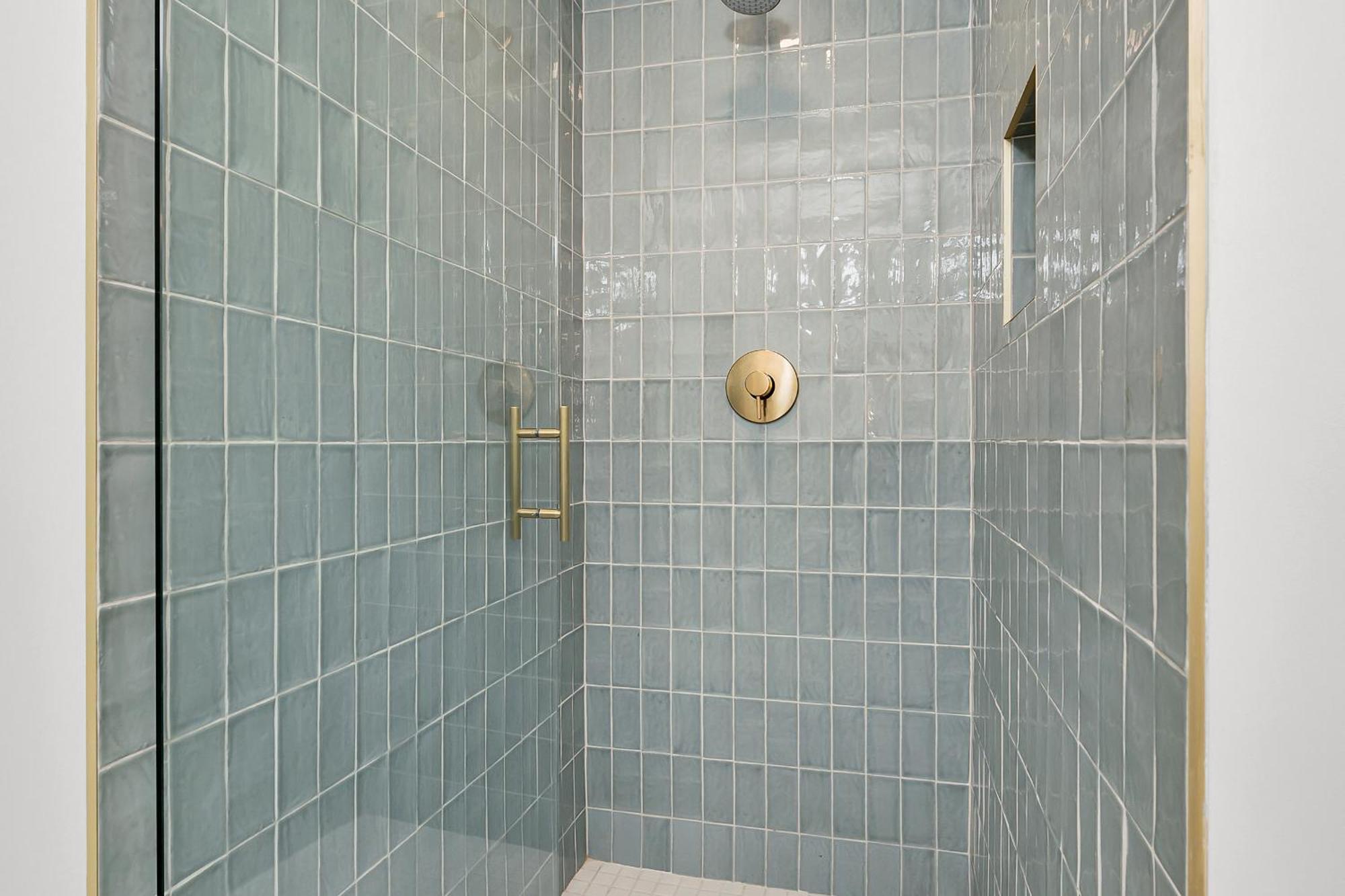 Two Bedroom With Luxurious Amenities Across From Kaseya Center- Daily Fee And Parking Not Included